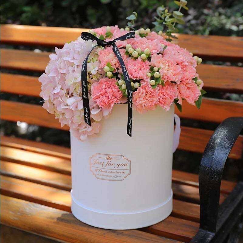 鲜花欧式抱抱圆柱形花桶气球抱桶花束包装盒手提礼品盒