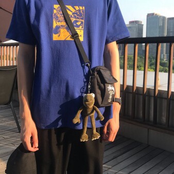 抖音恶搞青蛙钥匙扣毛绒长腿蛙公仔玩偶背包挂件蛙饰品礼物女ins