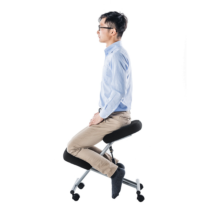 日本山业小学生坐姿矫正座椅可调调节升降椅子休闲椅