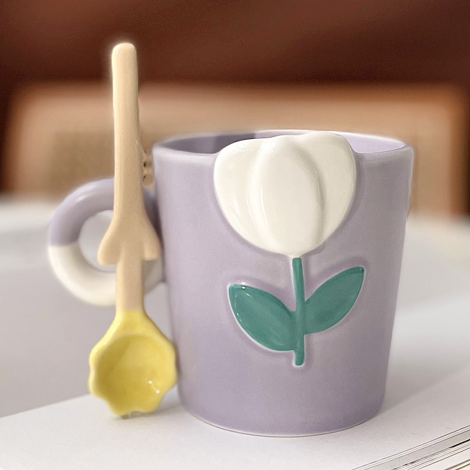 郁金香马克杯陶瓷杯带勺杯子套装女生小众设计马克杯