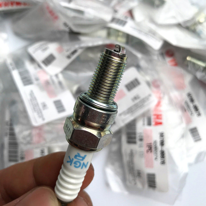 正品ngk摩托车火花塞cr7e雅马哈原厂迅鹰凌鹰尚领摩托车火花塞