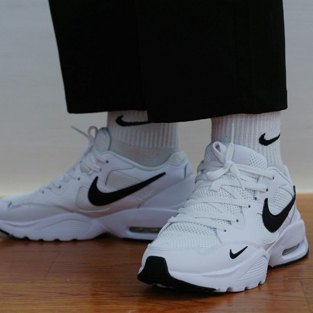 耐克nikeairmaxfusion白黑休闲气垫女缓跑步运动休闲鞋