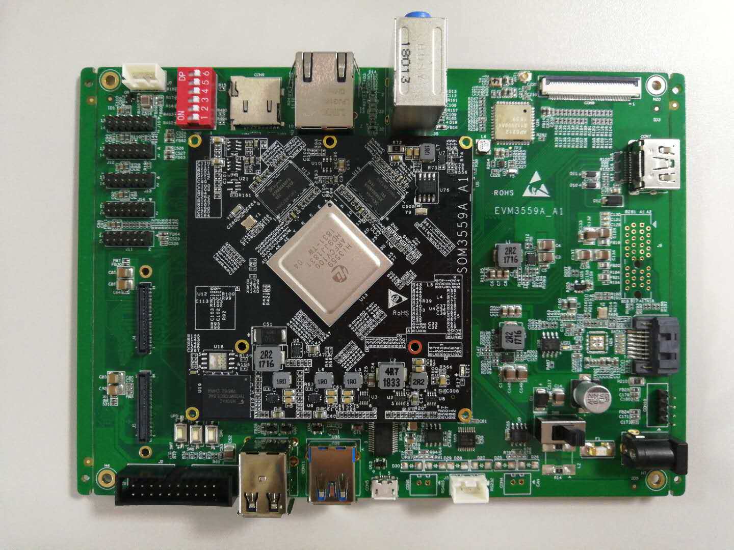 华为海思芯片hi3559arfcv100hi3559av100原装进口现货开发板