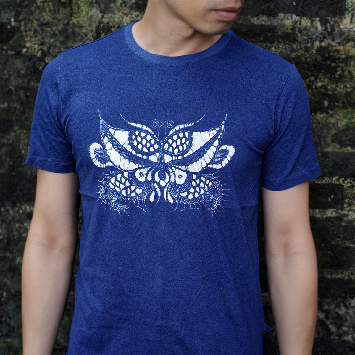 非遗传承人合作款限量植物蓝染民间艺术家手绘蜡染t恤