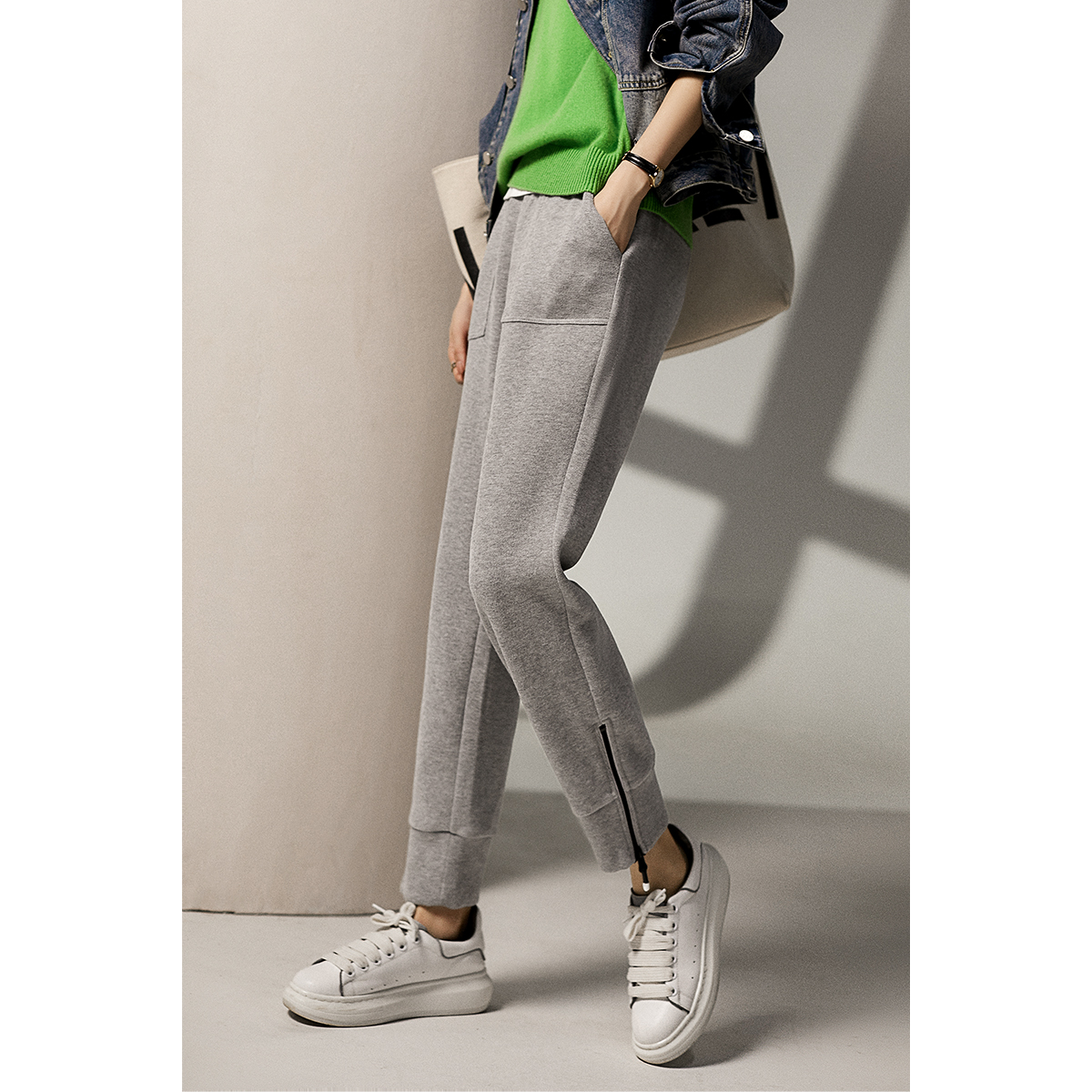 [ZBC361413AG]好评爆款来袭 秋日休闲开启 脚口拉链 棉运动卫裤