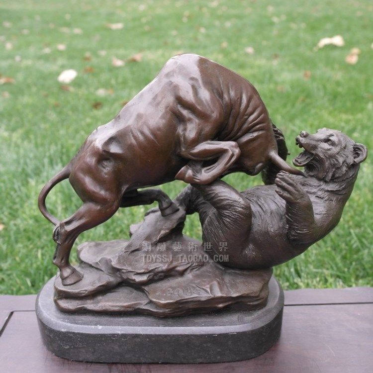 铜雕雕塑牛熊争霸股海寓意摆件家居客厅电视摆件