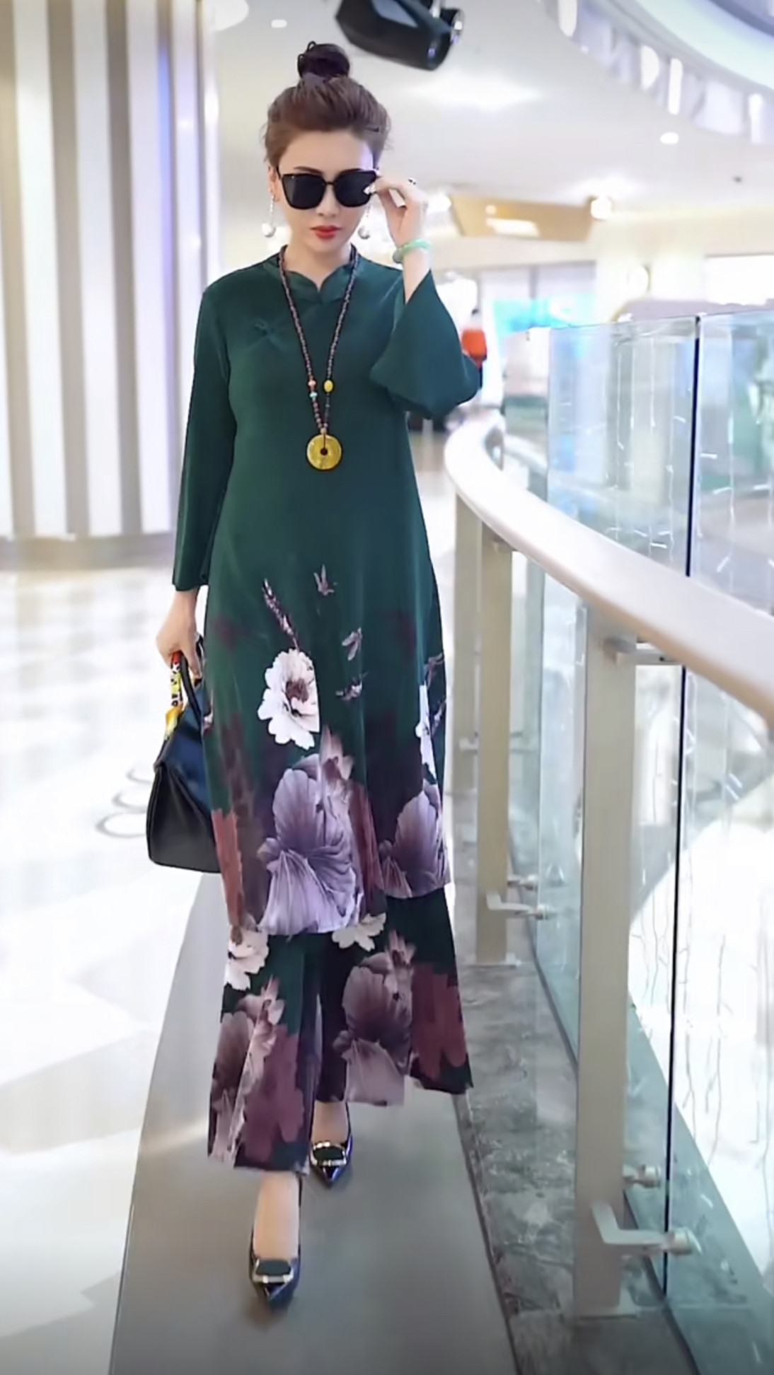 时尚妈妈贵妇女装褶皱套装丝绒两件件套复古长款中老年女装
