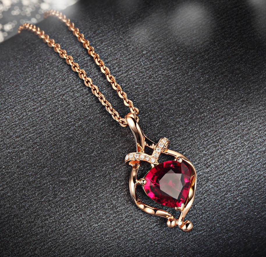 圣德宝18k玫瑰镶天然红碧玺钻石吊坠女款碧玺钻石吊坠项链
