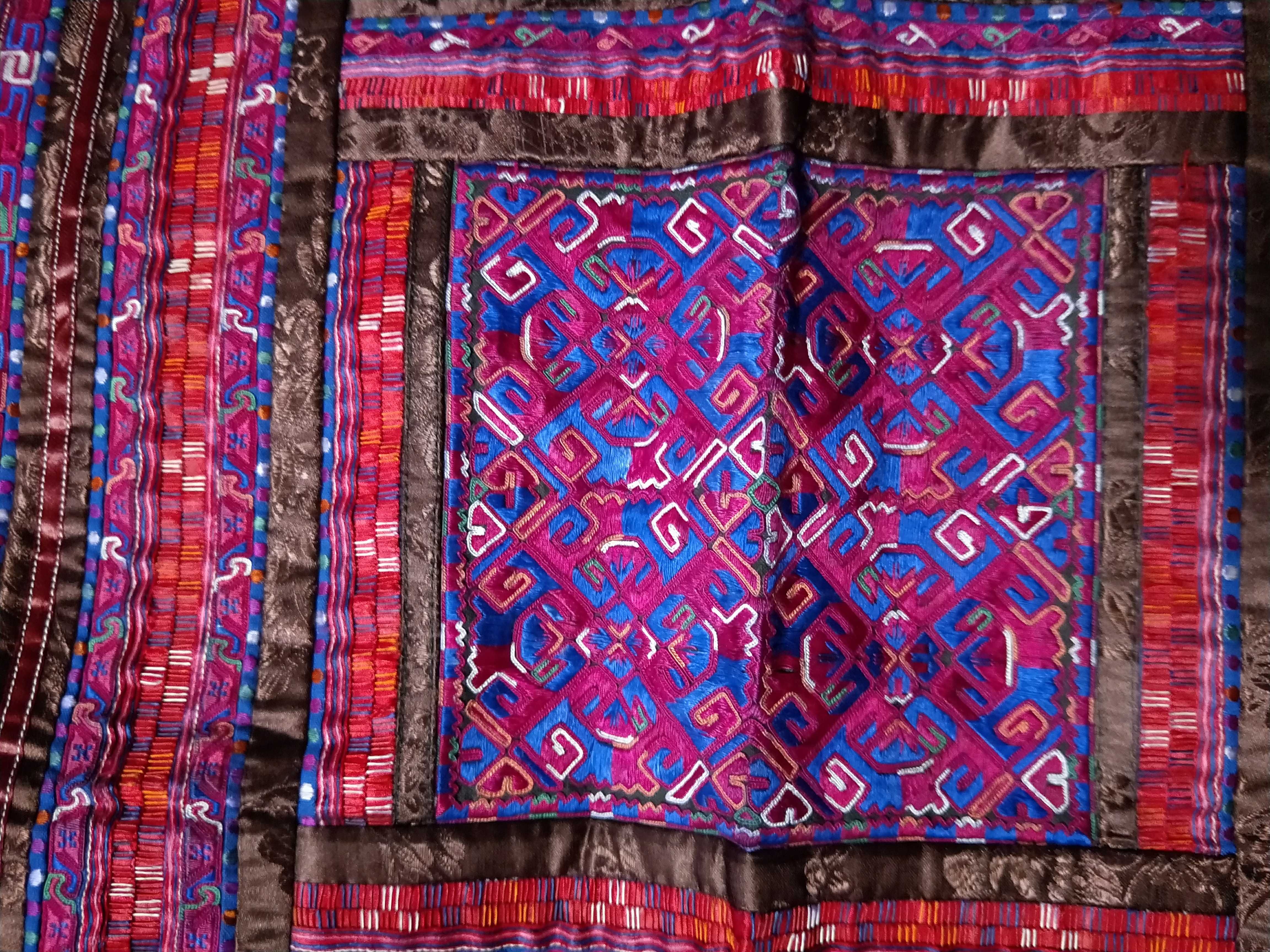 原装苗族绣衣手工刺绣平绣锁绣贵州黄平县刺绣