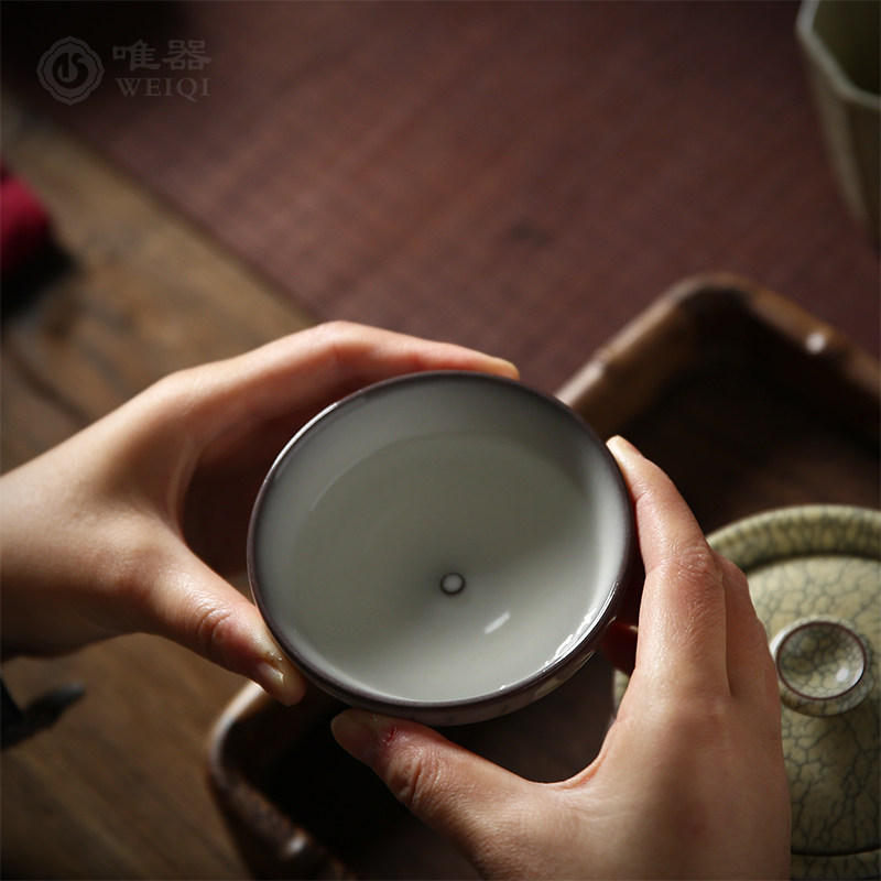 吴俊青瓷手工功夫功夫茶茶杯哥窑铁胎陶瓷普洱茶茶杯