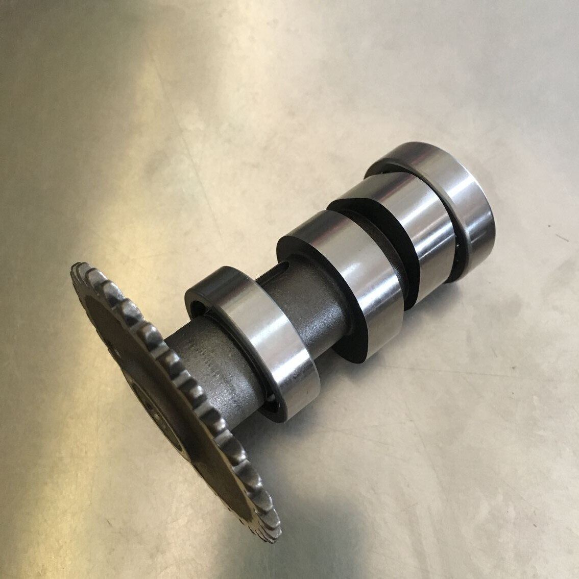 hj摩托车海王星hj125t蓝巨星福星超人qs150凸轮轴摇臂摇臂