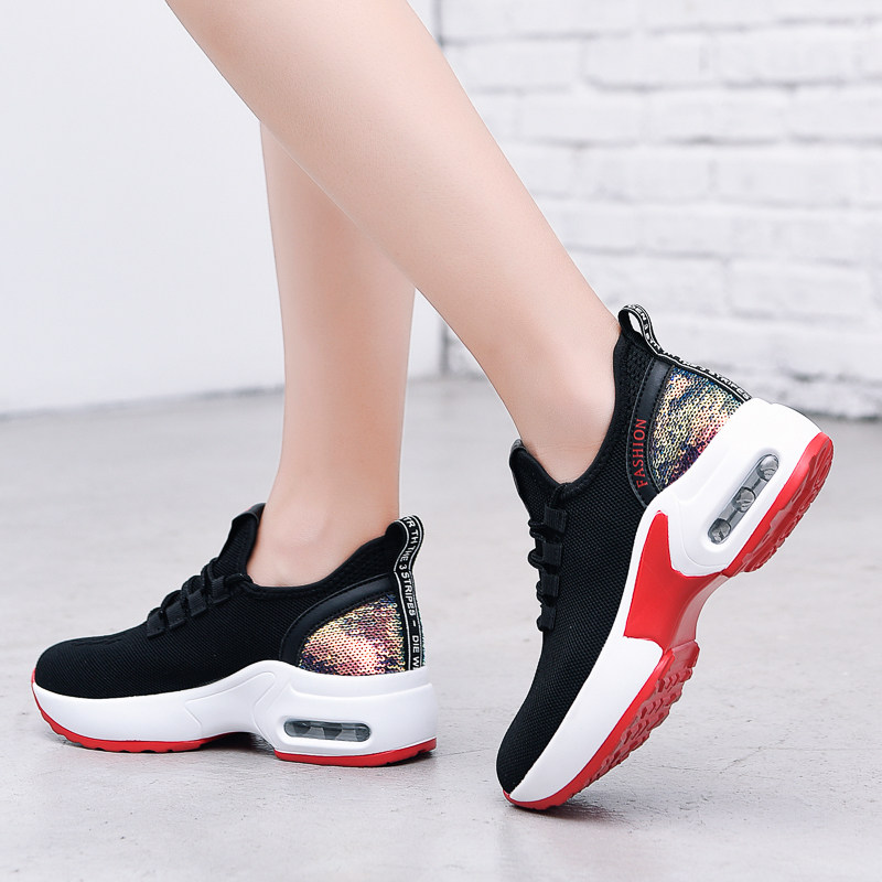 广场舞女鞋 鬼步舞专用鞋 跳舞鞋 软底运动鞋 秋新款 排舞鞋 曳步舞鞋