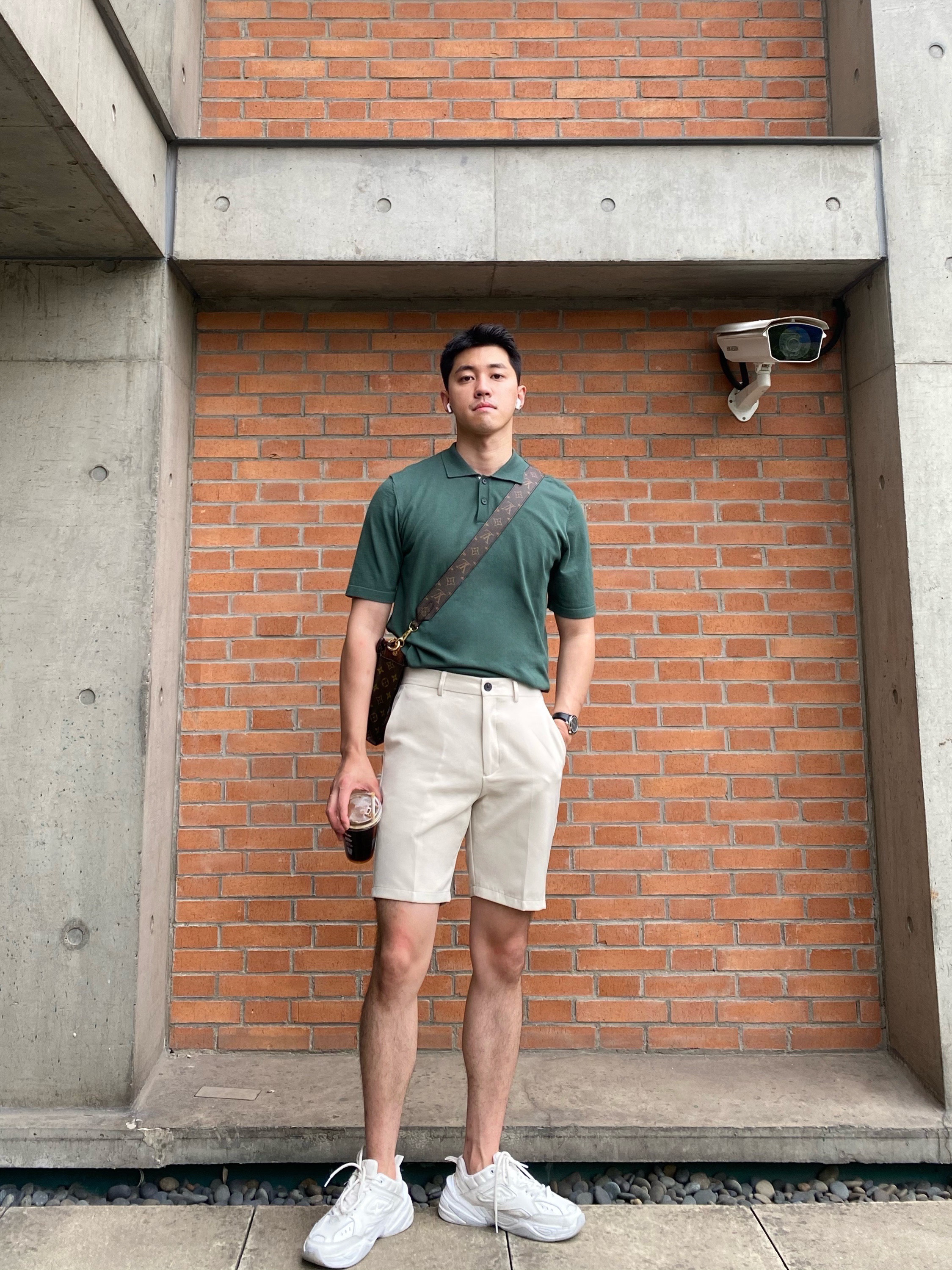 乌素mirror 2022夏季新款韩版过膝速干抗皱短裤男士休闲西装短裤