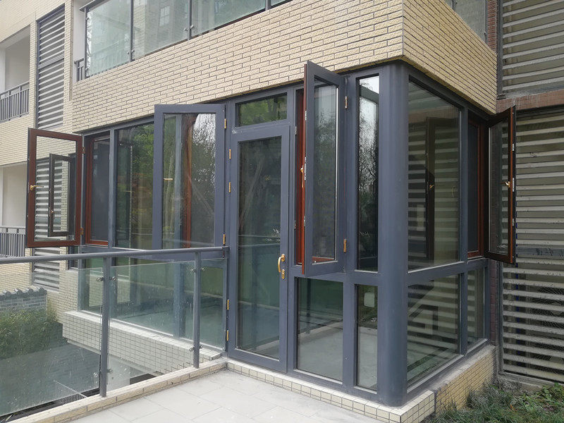 成都断桥铝合金门窗封阳台推拉平开窗纱一体落地隔音窗定制阳光房