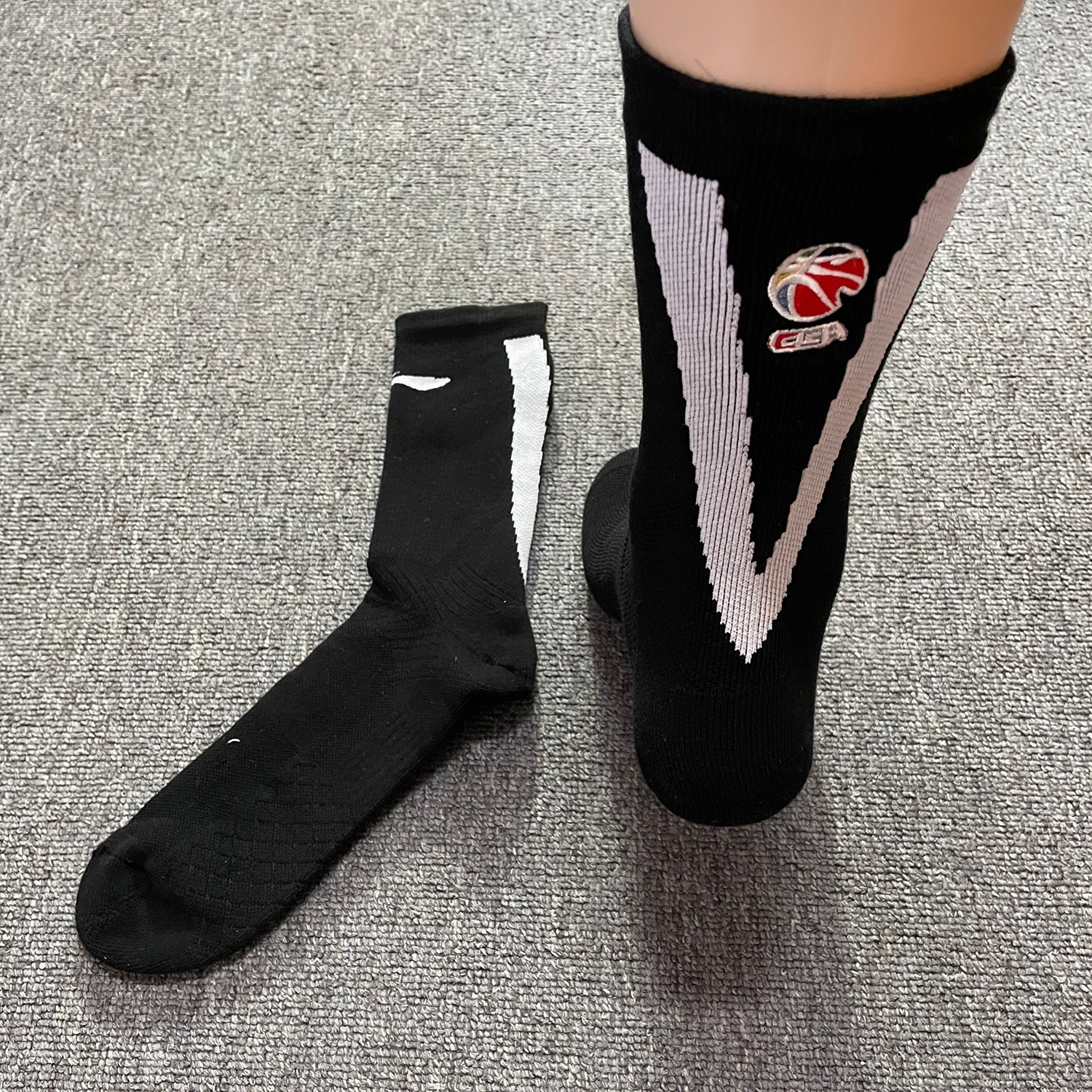 lining李宁袜子cba球员篮球袜长筒男子休闲跑步运动袜