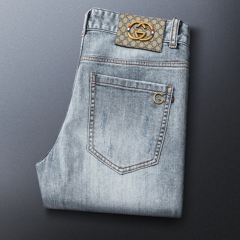 2022浅色牛仔裤男薄款修身小脚春夏新款男士潮牌弹力高端长裤子