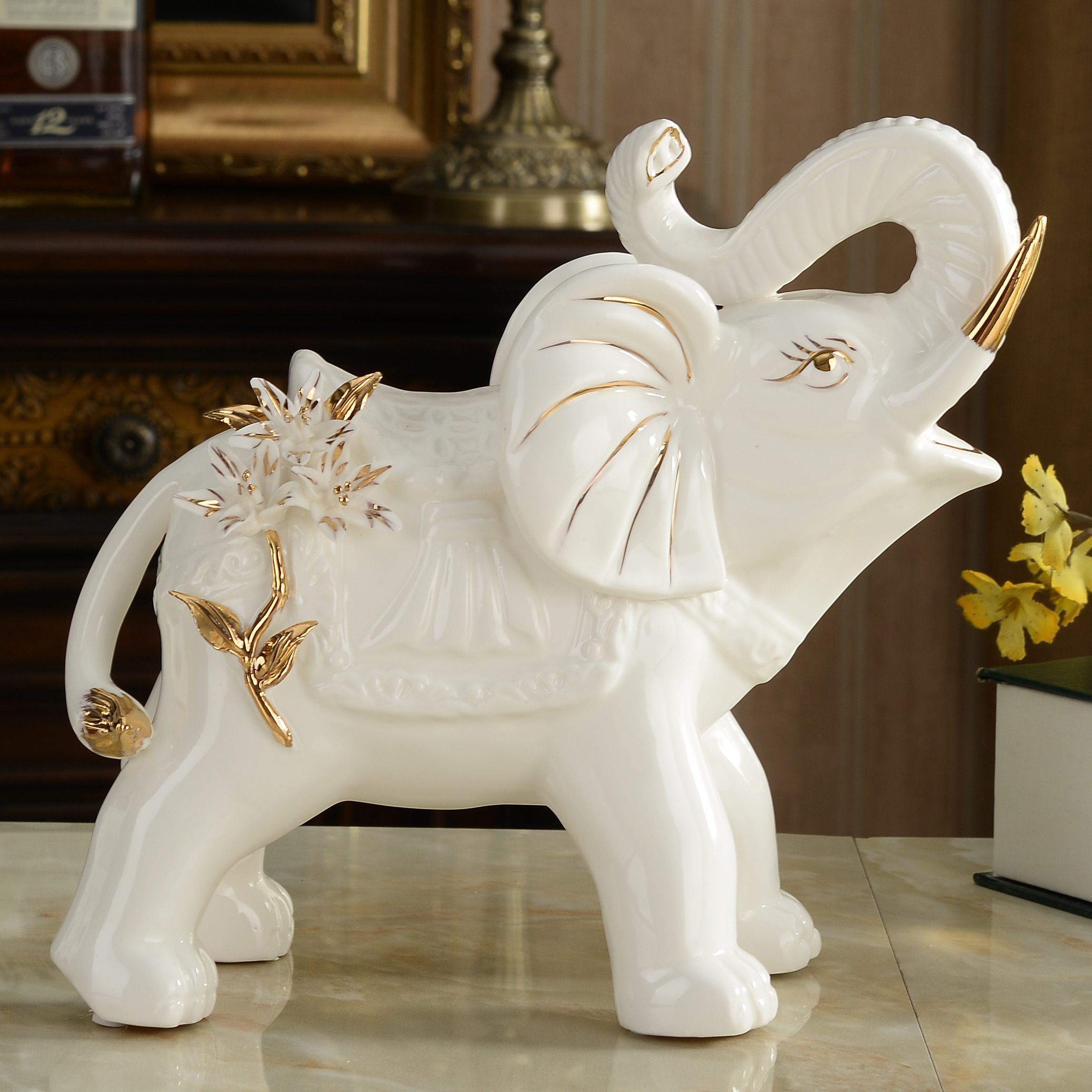 招财风水大象摆件陶瓷家居装饰工艺品客厅欧式创意结婚礼物象一对