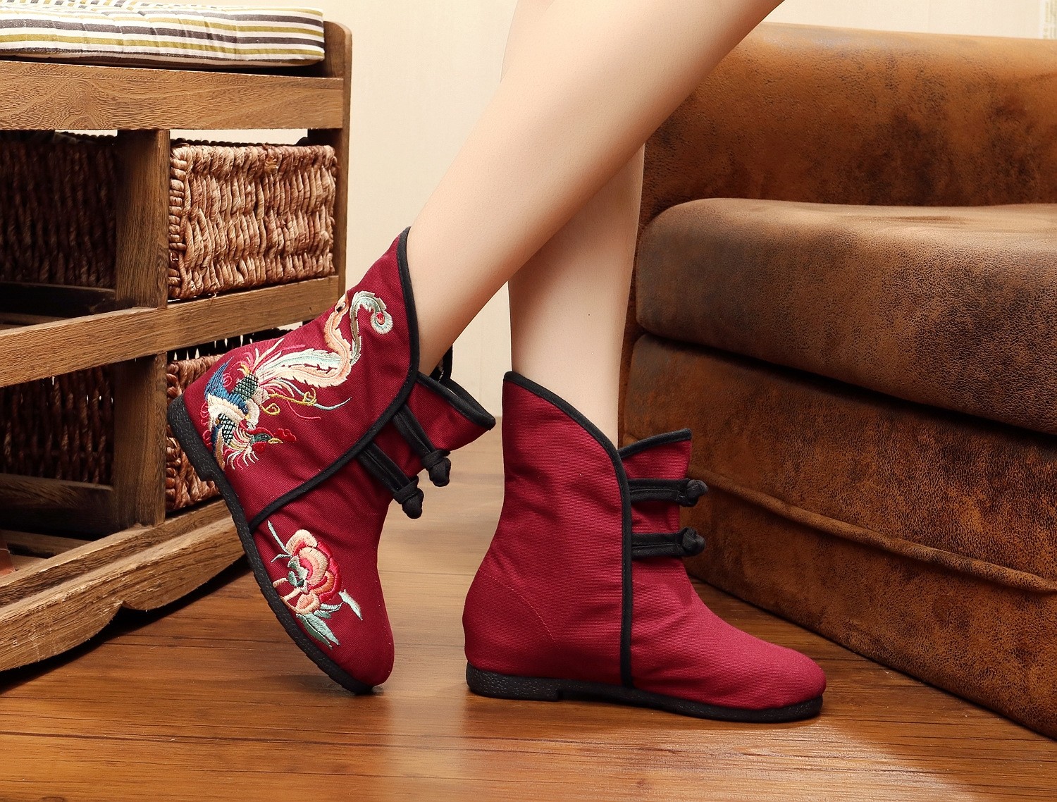 秋款民族风单靴黑色彩凤增高靴内绣花老北京靴子时装靴