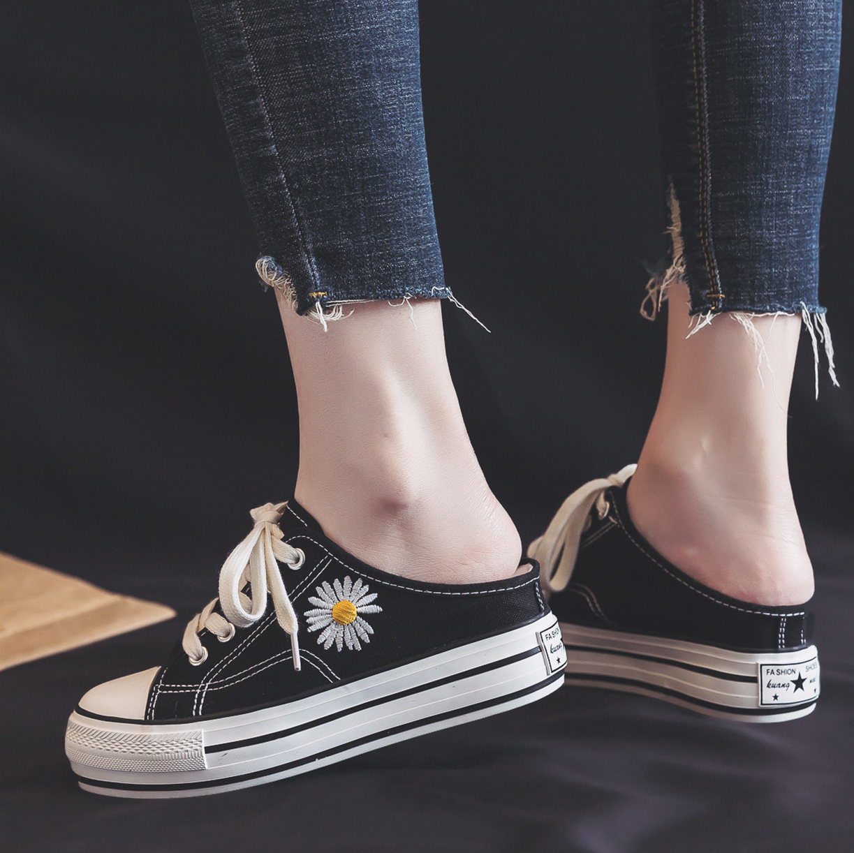 厚底帆布拖鞋子女2020年新款内增高无后跟小雏菊半拖ulzzang百搭