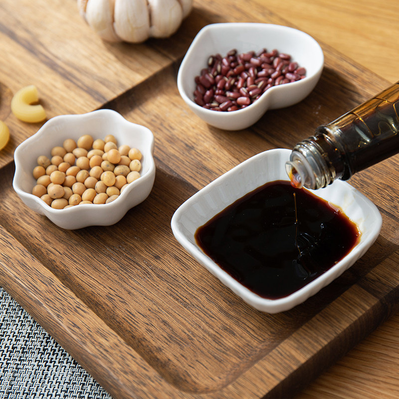 创意家用陶瓷调味碟日式餐具调料甜品碟酱碟醋碟蘸料吐骨头小碟子