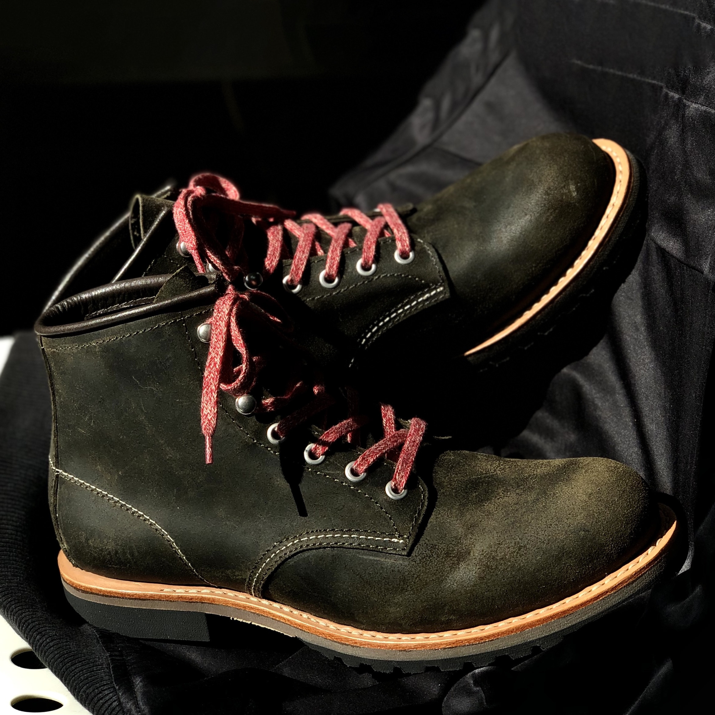 枯骨大逃亡固特异工装靴英国进口翻毛皮复古休闲马丁靴机车短靴