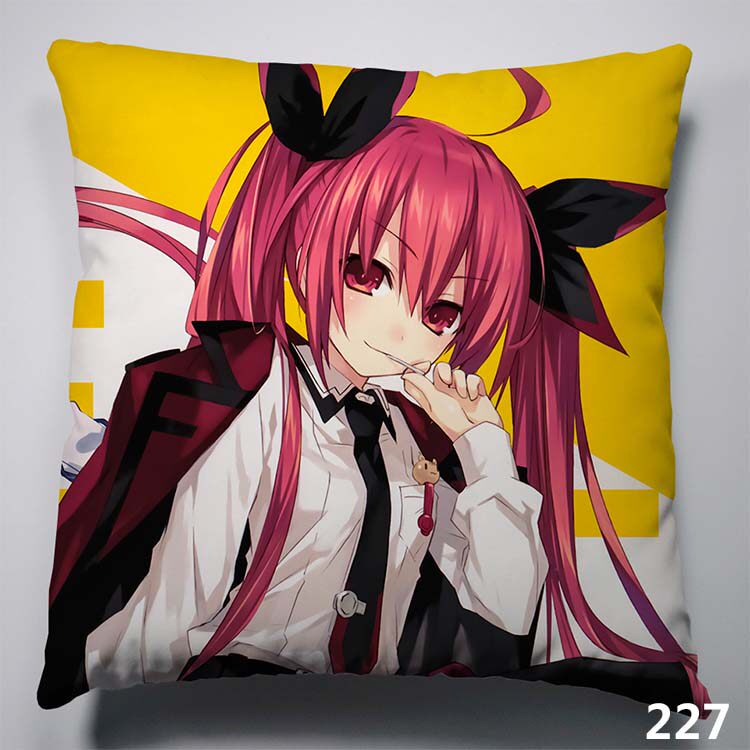 抱枕约会作战五河琴里靠垫枕头可爱动漫毛绒