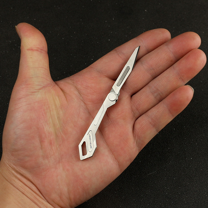 钛合金美工美工刀刀片随身小刀迷你折叠锋利小号多功能组合工具