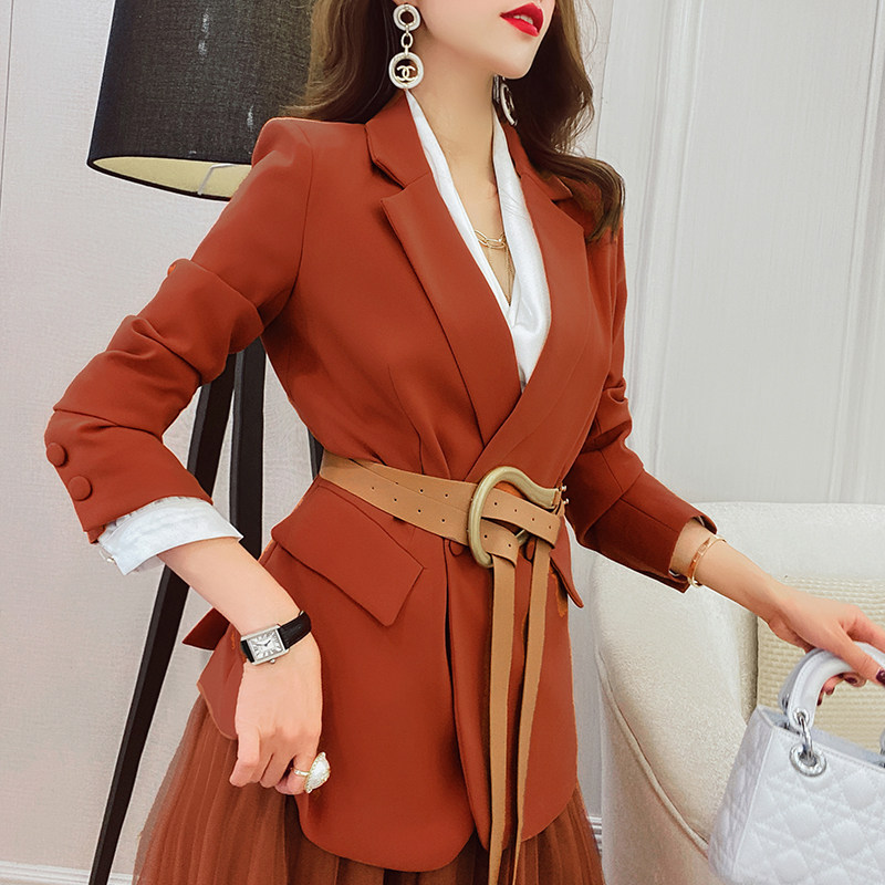 炸街时尚网红套装春装2023年新款女西装外套网纱半身裙女神两件套