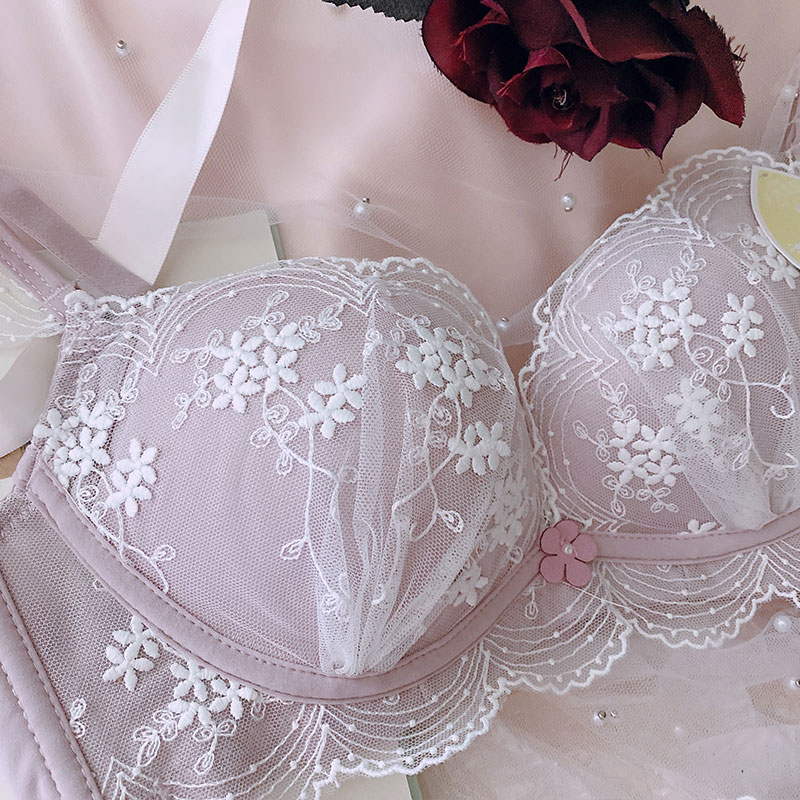 日系内衣梦幻紫色蕾丝高贵刺绣乳胶加厚小胸文胸