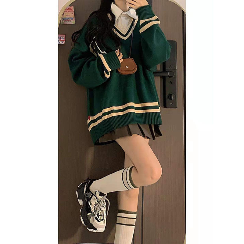 早秋盐系穿搭轻熟学院风港味百褶裙奶系连衣裙子jk制服套装秋冬季