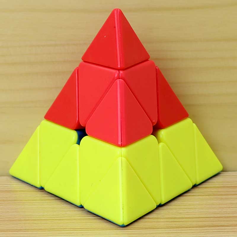 魔方火山金字塔火焰山齿轮三明治枫叶异形幼儿园入门魔方