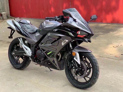 川崎趴赛跑车r35地平线忍者400cc机车重机h2r摩托车整车