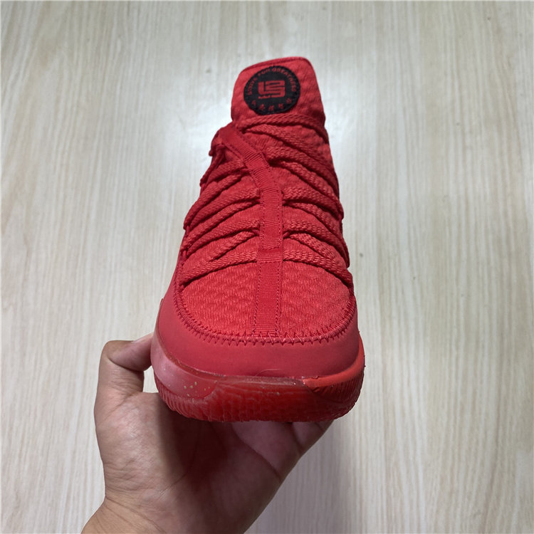 耐克nikelebronxviilow詹姆斯17代低帮实战篮球篮球鞋