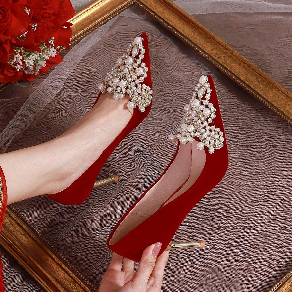 中式秀禾服婚鞋夏季女刺绣红色新娘鞋2022年新款婚礼敬酒细高跟鞋