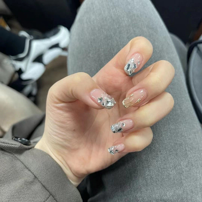网红穿戴美甲同款轻奢极光钻石超闪成品手工甲片可拆卸假指甲贴片