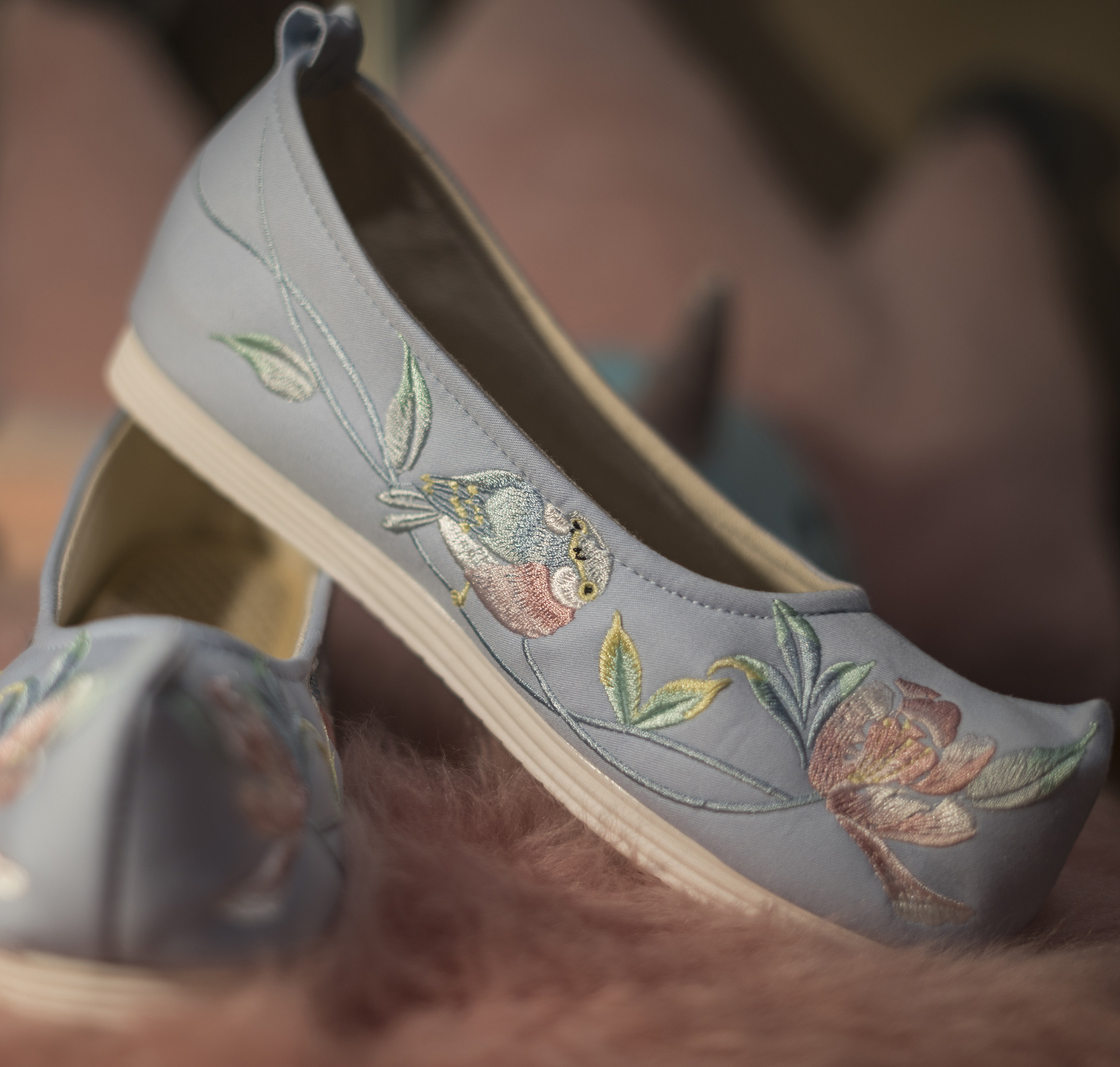 千层现货绣花鞋平底翘头鞋子底汉布鞋灵山晴昼海单鞋