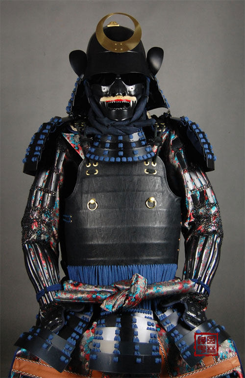 日本盔甲 轻量甲 蓝糸威黑色革裹二枚胴具足 kj-qs06