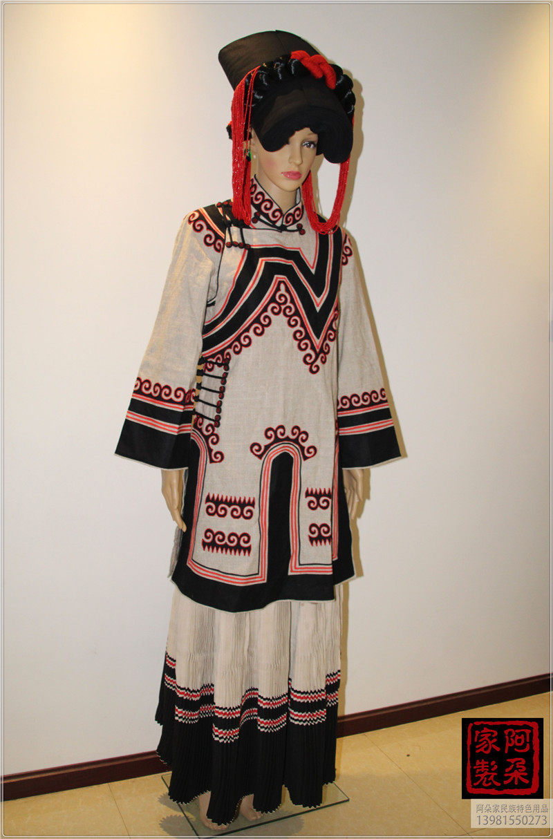 半价凉山彝族服装盛装高端棉麻手工套装民族民族服装