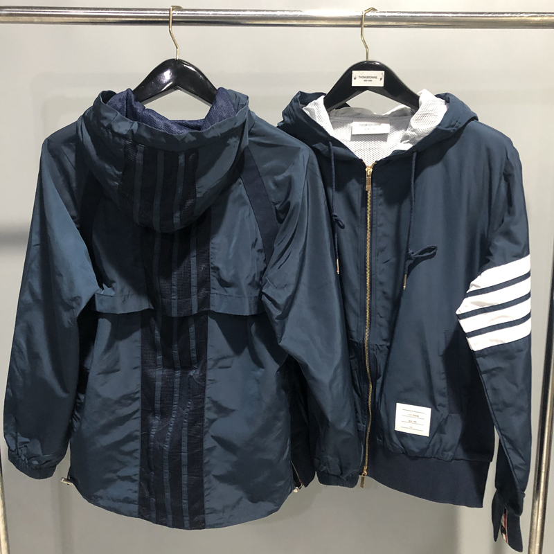 TB 19新款连帽冲锋衣 四杆装饰风衣防水挡风夹克外套