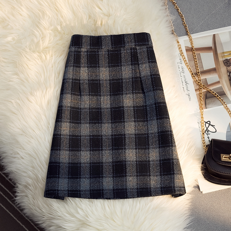 毛呢半身字包打底裙外走光格子高腰冬季2020半身裙