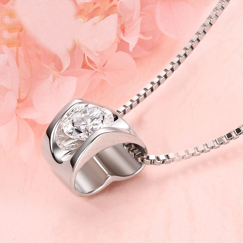 项链铂金pt950锁骨白金心形女款镶钻吊坠婉心颈饰