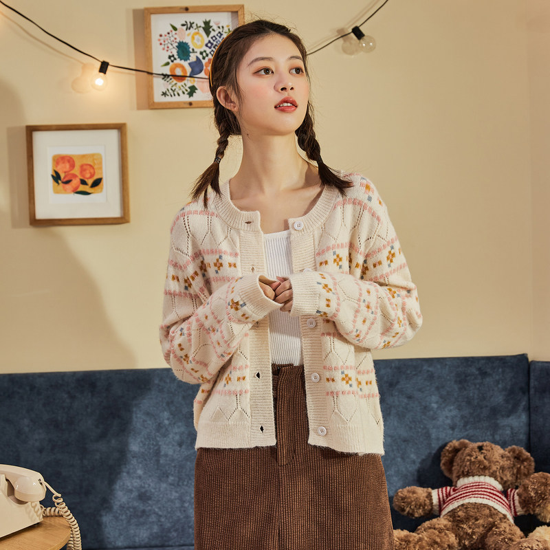 唐狮2021早春装新款女针织开衫薄款毛衣温柔圆领日系复古短款上衣