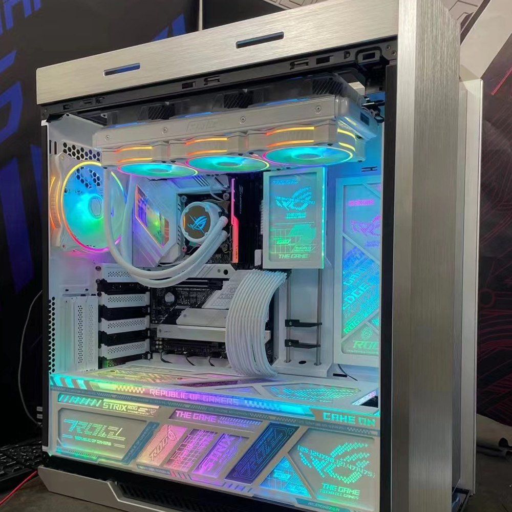 华硕太阳神机箱颜值发光灯板定制rog玩家国度翻毛皮电脑台式侧透