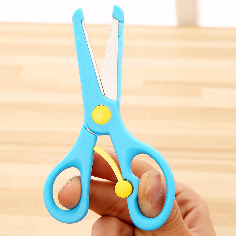 韩国创意儿童学生省力弹力剪刀安全手工剪刀塑料包边不伤手包邮