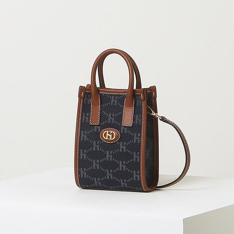 hazzys手提包单肩质感小众斜挎包新款女士哈吉斯包女士通用款女包