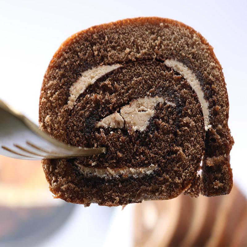 俄罗斯进口爱莲大头娃娃巧克力蛋卷小牛蛋卷饼干