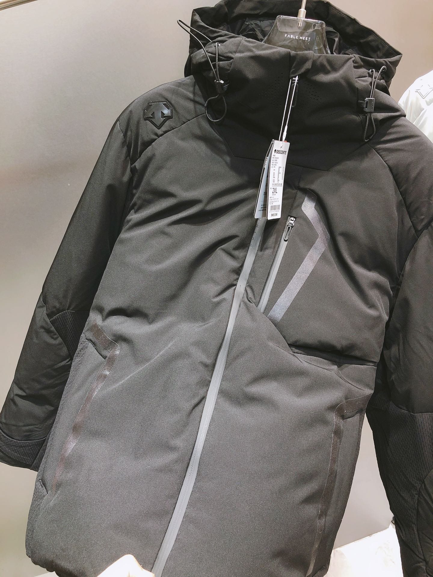 descente迪桑特羽绒服吴彦祖同款2021新款冬季保暖梭织羽绒服