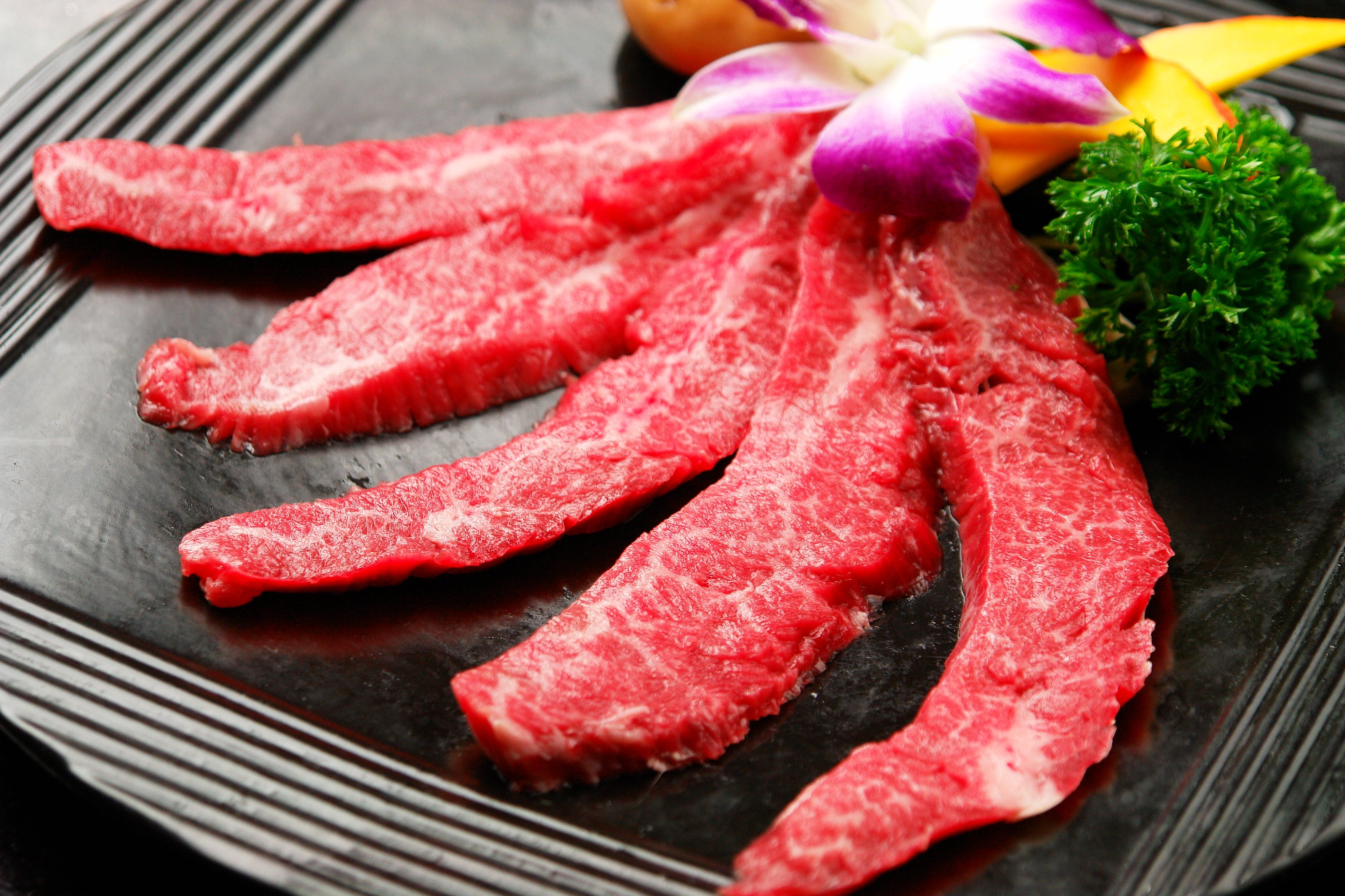 雪龙黑牛撒撒米2a1000g原切合成腌制烤肉儿童牛排牛肉卷