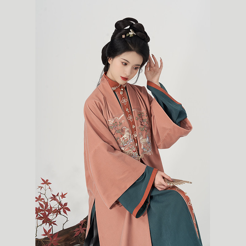 织造司原创明制汉三阳开泰半袖立领对襟长袄马面裙汉服