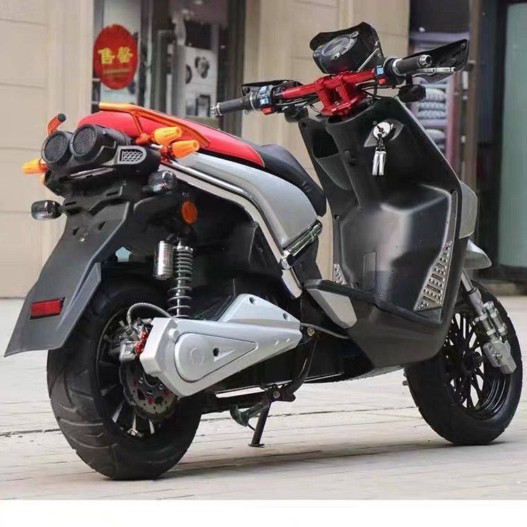 全新路虎电动车电摩bws城市铁男72v96v电瓶车成人电动摩托车